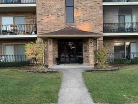 7913 Paxton Avenue, Tinley Park, IL 60477