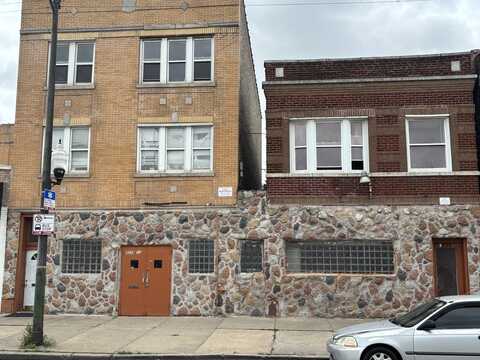 4209 W Cermak Road, Chicago, IL 60623