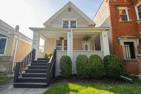 3721 W Eddy Street, Chicago, IL 60618