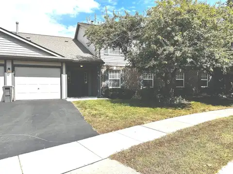 1104 Yorkshire Court, Elgin, IL 60120