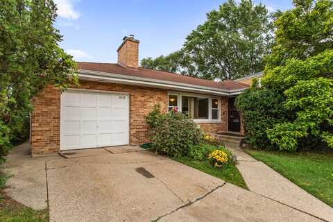 6433 N Trumbull Avenue, Lincolnwood, IL 60712
