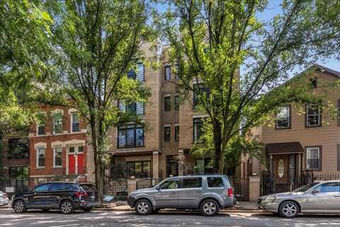 1455 W Thomas Street, Chicago, IL 60642