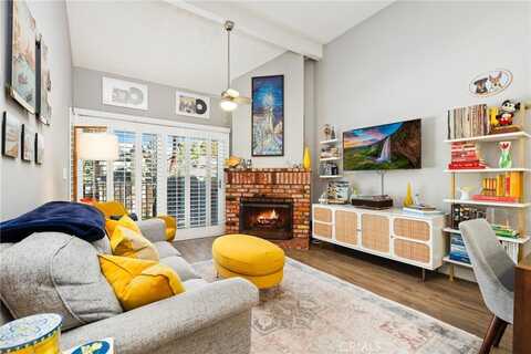 16962 Westwood Lane, Huntington Beach, CA 92647