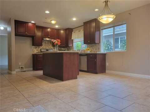 539 S Michillinda Avenue, Pasadena, CA 91107