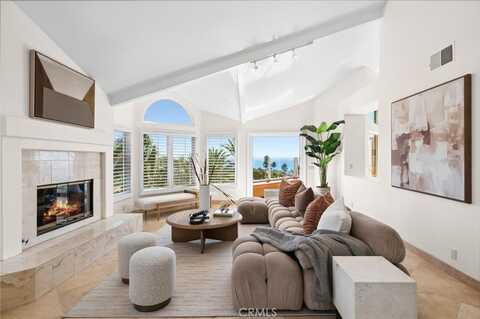 33682 Holtz Hill Drive, Dana Point, CA 92629