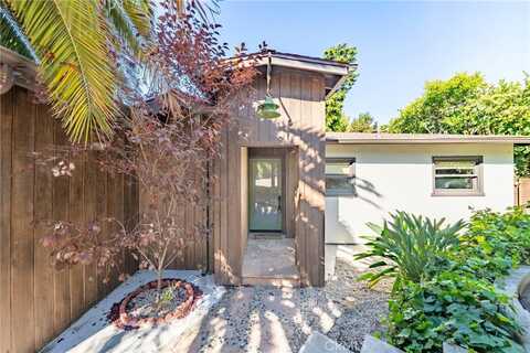 3268 Dos Palos Drive, Los Angeles, CA 90068