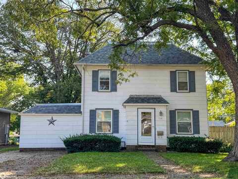 114 7th Street SE, Hampton, IA 50441