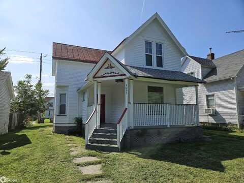 1015 S 10th Street, Burlington, IA 52601
