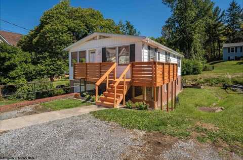 146 Hoffman Avenue, Morgantown, WV 26505