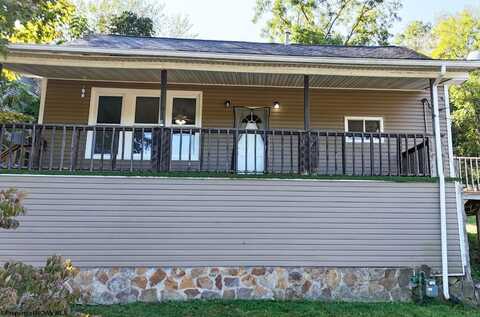 436 Walnut Street, Grafton, WV 26354