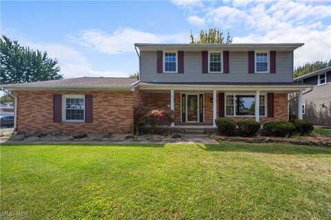 13541 Indian Creek Drive, Middleburg Heights, OH 44130