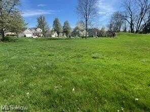 621 Wildwood Drive, Wooster, OH 44691
