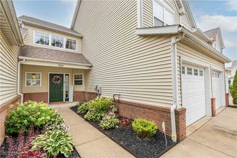 2802 Hartford Lane, Akron, OH 44312