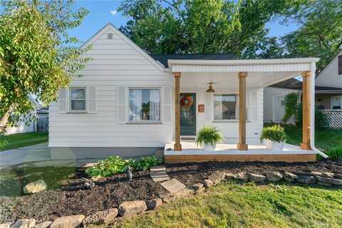 128 Renee Drive, Struthers, OH 44471