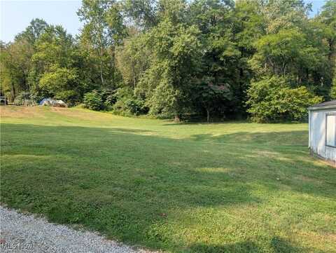 S Dawson Street, Uhrichsville, OH 44683