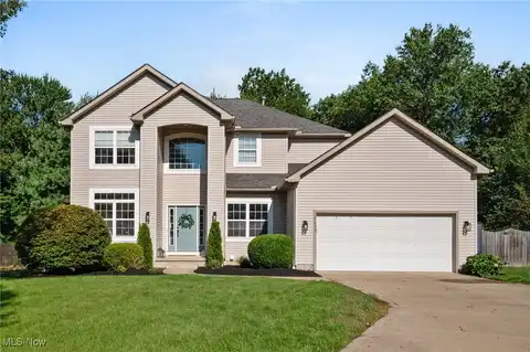 9672 E Northwood, Olmsted Falls, OH 44138