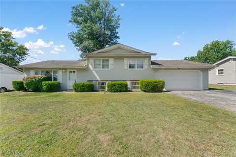 3658 Johnson Farm Drive, Canfield, OH 44406