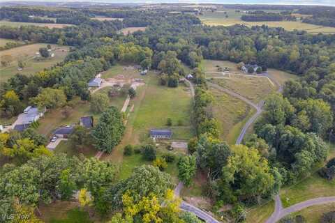 5277 Secrest Road, Wooster, OH 44691