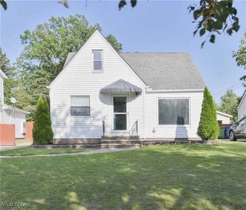 6767 Greenleaf Avenue, Parma Heights, OH 44130