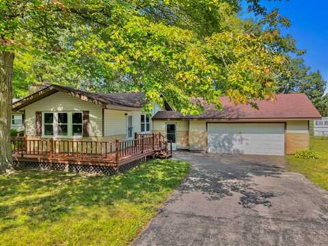 224 Welch Road, Houghton Lake, MI 48629