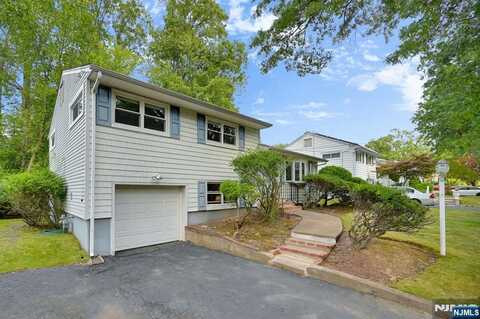 18 Longview Road, Cedar Grove, NJ 07009