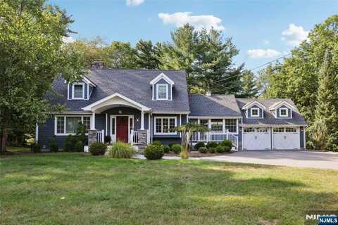 285 Brookside Avenue, Wyckoff, NJ 07481