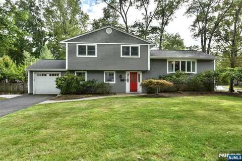 57 Crosley Terrace, Hillsdale, NJ 07642