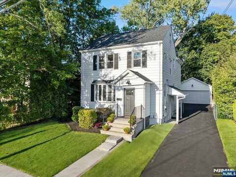 16-21 11th Street, Fair Lawn, NJ 07410