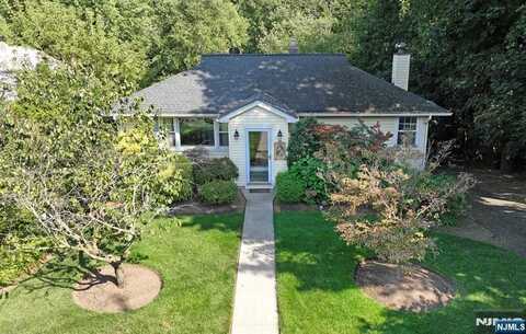 251 Boulevard, Glen Rock, NJ 07452