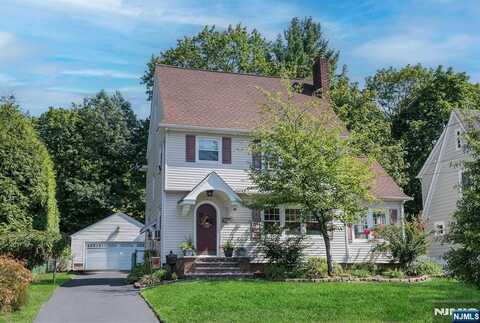 211 Doremus Avenue, Ridgewood, NJ 07450
