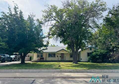 2604 N Kentucky Avenue, Roswell, NM 88201