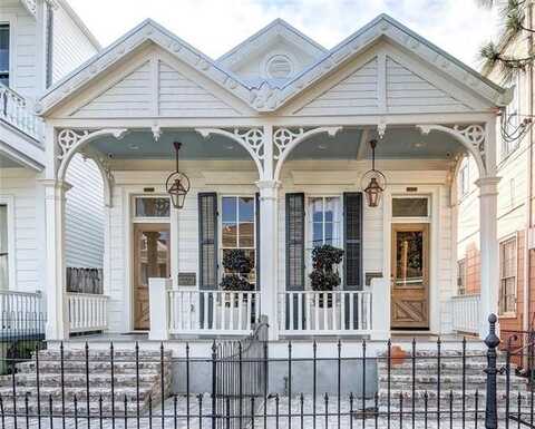 2023 CAMP Street, New Orleans, LA 70130