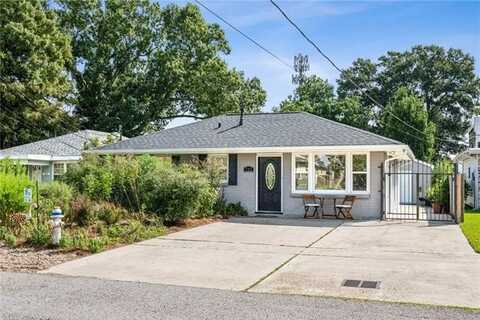 725 CEDAR Avenue, Metairie, LA 70001