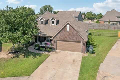 8702 N 140th Terrace, Owasso, OK 74055