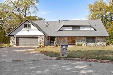 8610 Meadowood Circle, Broken Arrow, OK 74011