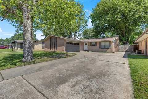 8703 E 29th Street, Tulsa, OK 74129