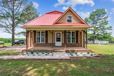 11029 N 3670 Road, Okemah, OK 74884