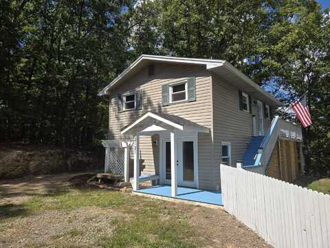 2121 Byrd Road, Elliston, VA 24087