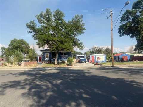 527 Shoshone Ave, Lovell, WY 82431