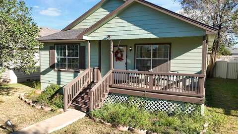 1006 Del Rio St, Alpine, TX 79830