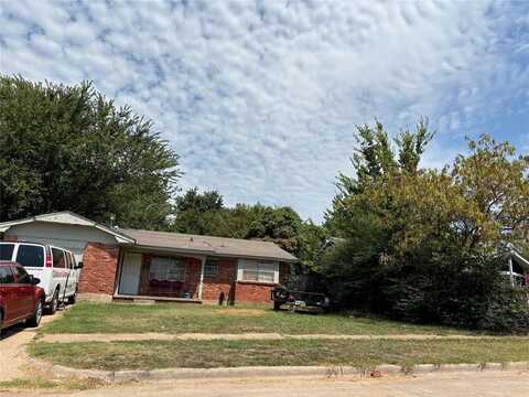 813 Rolling Meadows Boulevard, Midwest City, OK 73110