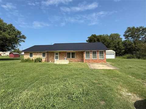 1310 W 15th Street, Prague, OK 74864
