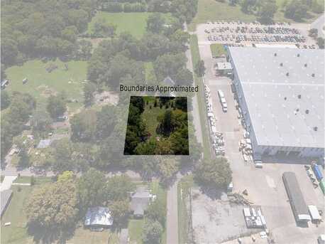 1309 S 4th Street, Bonham, TX 75418
