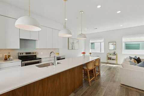 5020 Bryan Street, Dallas, TX 75206