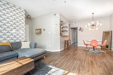5757 E University Boulevard, Dallas, TX 75206
