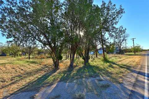 635 Main, Lawn, TX 79530