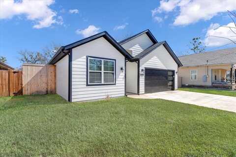 1323 S Montgomery Street, Sherman, TX 75090