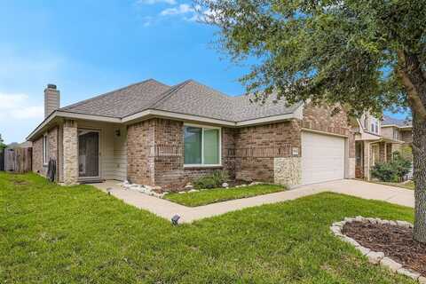 9428 Tierra Verde Drive, Fort Worth, TX 76177
