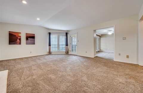 6049 Hillcrest Avenue, University Park, TX 75205