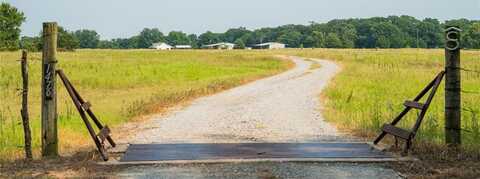 1476 County Road 2130, Telephone, TX 75488